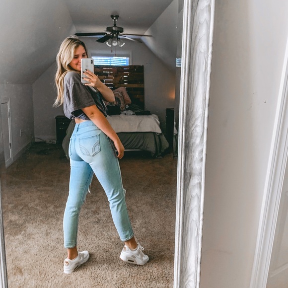 Jeans - Picture 3 of 3